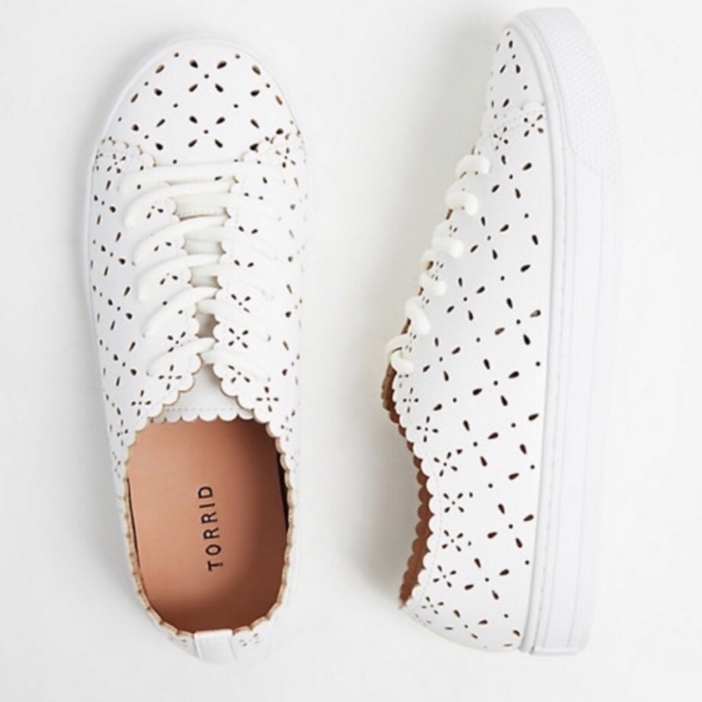 NWOT White faux leather laser cut Torrid sneakers